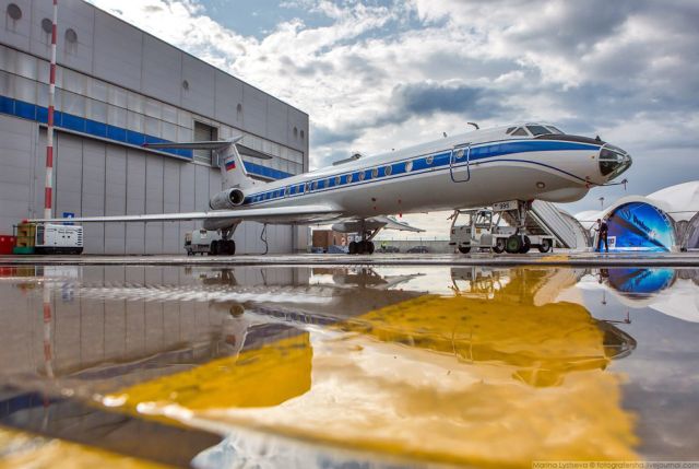 Ту-134 переоборудованный в комфортабельный авиалайнер (12 фото) Ту-134 переоборудованный в комфортабельный авиалайнер (12 фото)