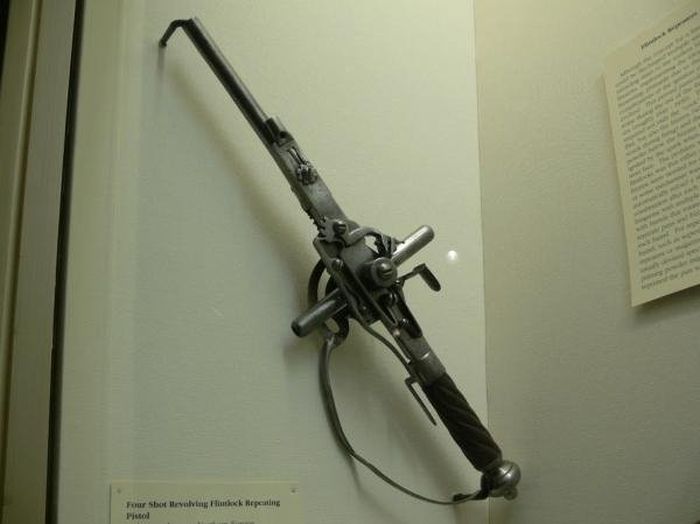 Странные примеры кремневого оружия (33 фото)