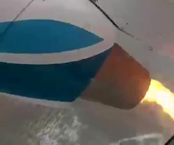 Возгорание двигателя самолета Ан-148