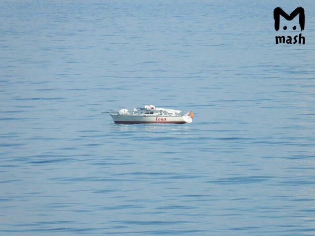 В Балтийском море найдена дрейфующая яхта-призрак (2 фото)