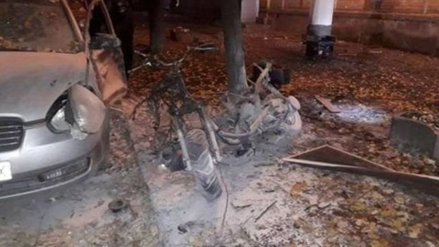 В Киеве в результате взрыва ранен депутат Игорь Мосийчук (5 фото)