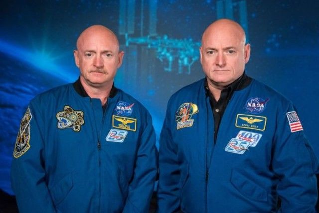 Как изменились братья-близнецы, один из которых год провел в космосе (4 фото)