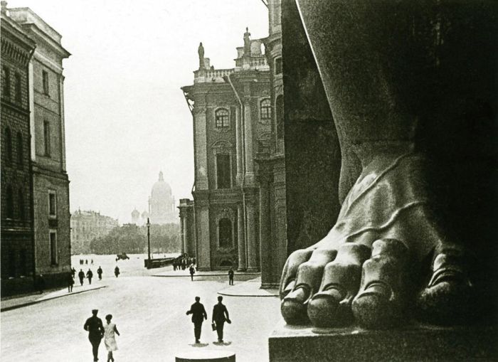 СССР в 30-е и 40-е годы в знаковых работах Бориса Игнатовича (21 фото)