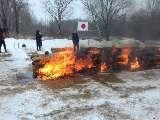 На Сахалине кремировали останки японских солдат (4 фото)