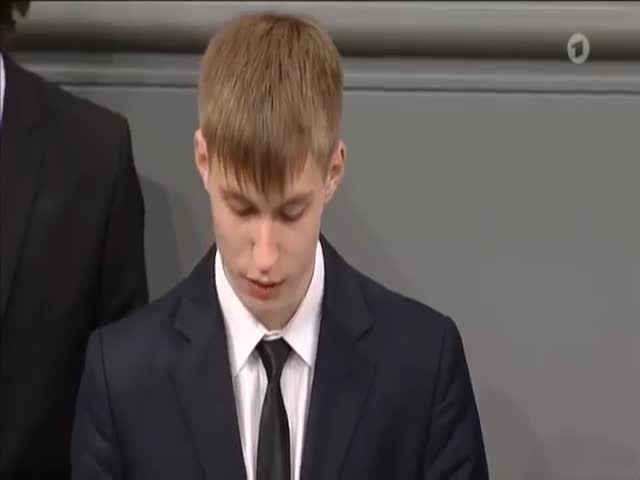 Российский школьник пожалел погибших солдат вермахта, выступая в Бундестаге