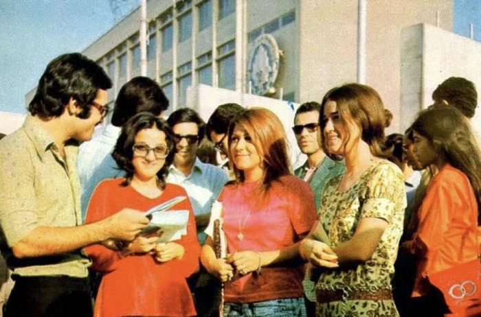 Иран в 70-е годы XX века (23 фото)