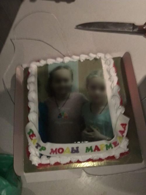 Такого торта заказчик явно не ожидал (3 фото)