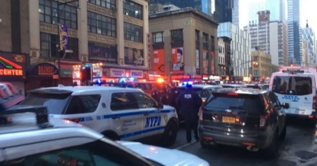 В Нью-Йорке произошел взрыв на автовокзале Порт-Аторити