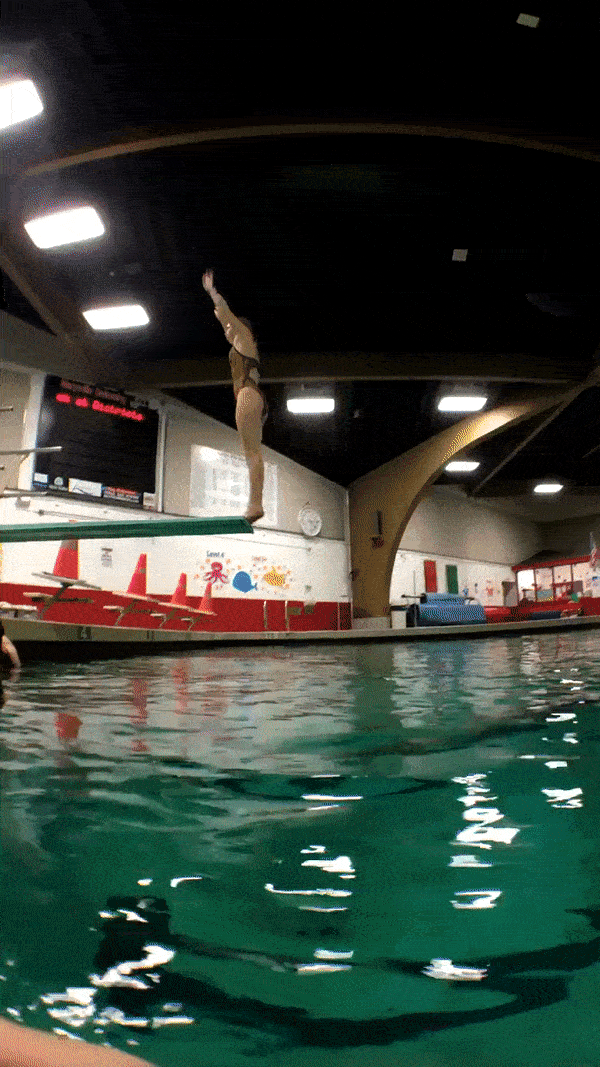 Неудачные прыжки в воду (10 гифок)