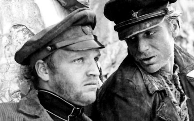 Кадры из любимых советских фильмов (49 фото)