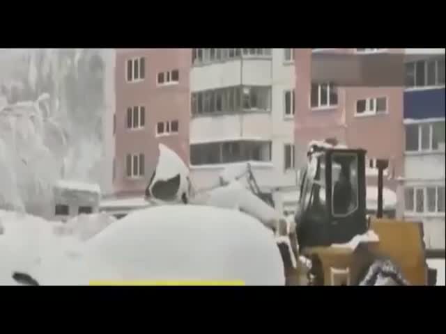 На Сахалин обрушился мощный циклон