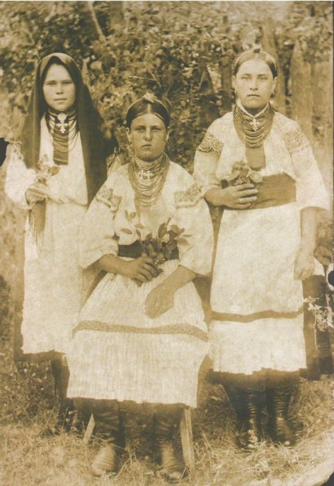 Как одевались жители Киевщины 100 лет назад (18 фото)
