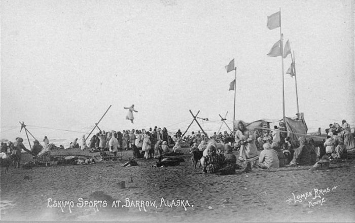 Фотоотчет из 1900-х гг. - эскимосы Аляски (35 фото)