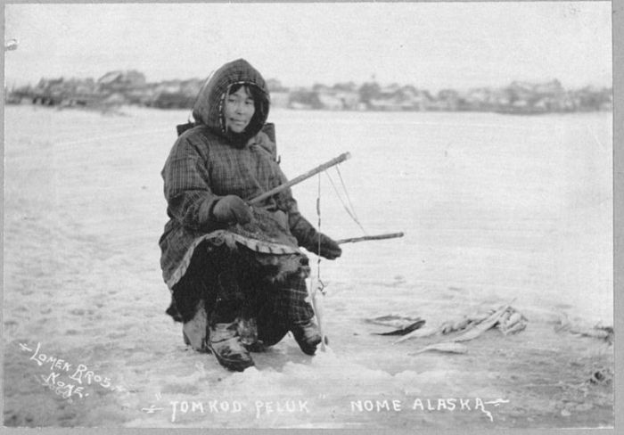 Фотоотчет из 1900-х гг. - эскимосы Аляски (35 фото)