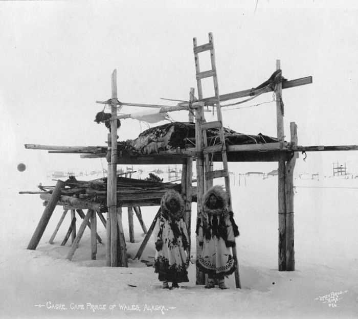 Фотоотчет из 1900-х гг. - эскимосы Аляски (35 фото)