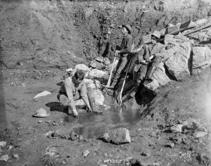 Фотоотчет из 1900-х гг. - эскимосы Аляски (35 фото)