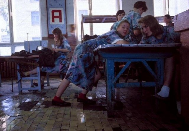 Россия 90-х годов в работах французского фотографа (22 фото)