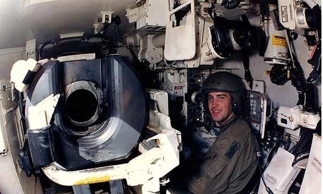 abrams tank cockpit