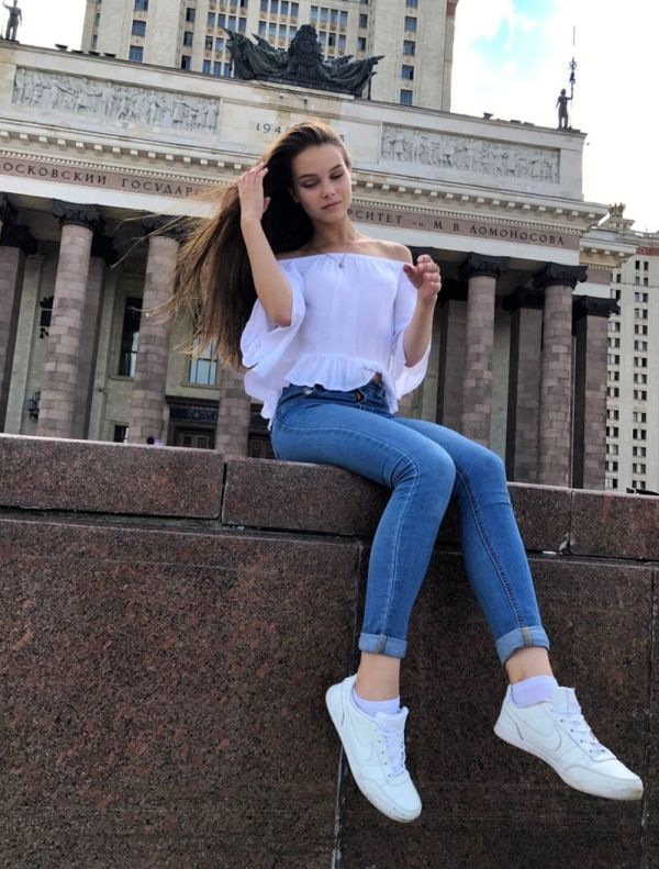 Победительницей конкурса «Мисс Россия» стала 18-летняя студентка Юлия Полячихина (15 фото)