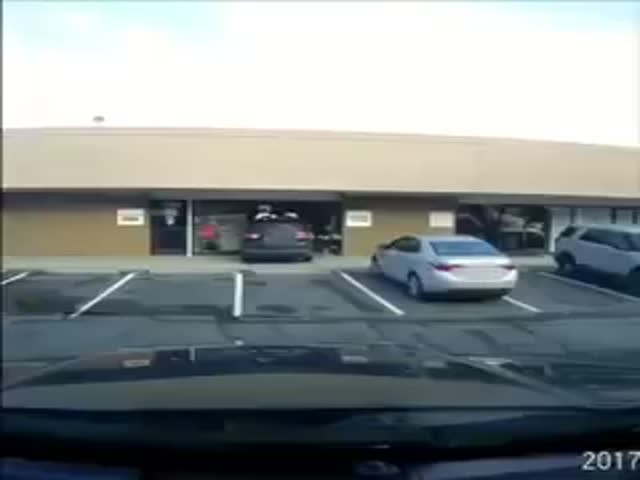 Инцидент на парковке