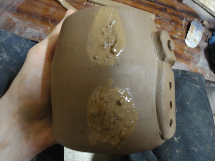 Фотоотчет об изготовлении глиняных кружек (18 фото)