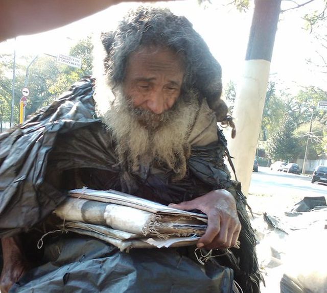 Как бездомный бразильский поэт Раймундо Собрино вернулся к нормальной жизни (7 фото)