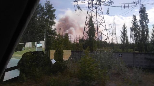 Пожар в «рыжем лесу» в зоне отчуждения ЧАЭС (7 фото)