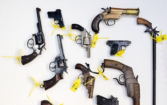 Незарегистрированное оружие, собранное полицией по амнистии (10 фото)