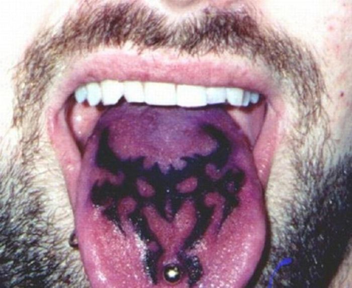 Татуировки на языке (20 фото)