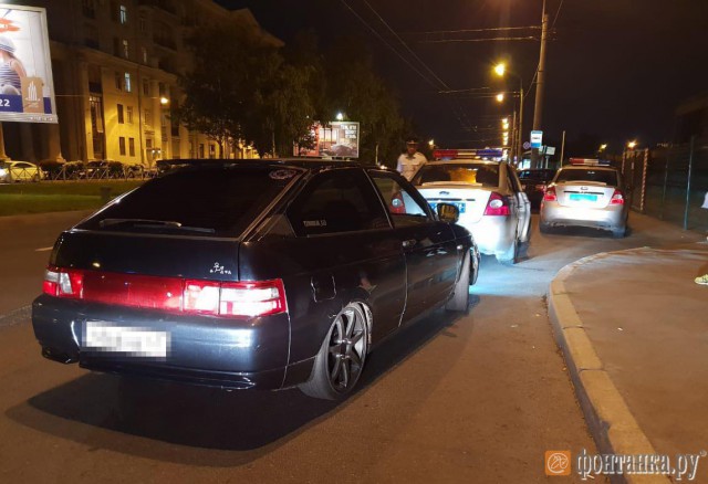 Полиция Санкт-Петербурга устроила облаву на стритрейсеров (7 фото)