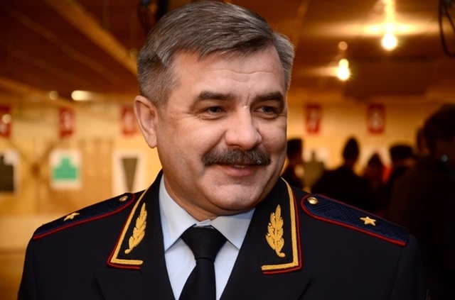 Пользователи сети обратили внимание на номерной знак машины экс-министра МВД Башкирии (2 фото) Пользователи сети обратили внимание на номерной знак машины экс-министра МВД Башкирии (2 фото)