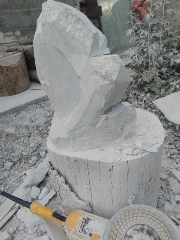 Произведение искусства из уральского камня кальцит (5 фото)