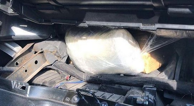 В Казани задержали двух мужчин, которые перевозили в пикапе 120 кг наркотиков (8 фото + видео)
