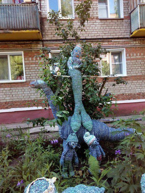 Дворовое искусство от жителей Нижнего Новгорода (4 фото)
