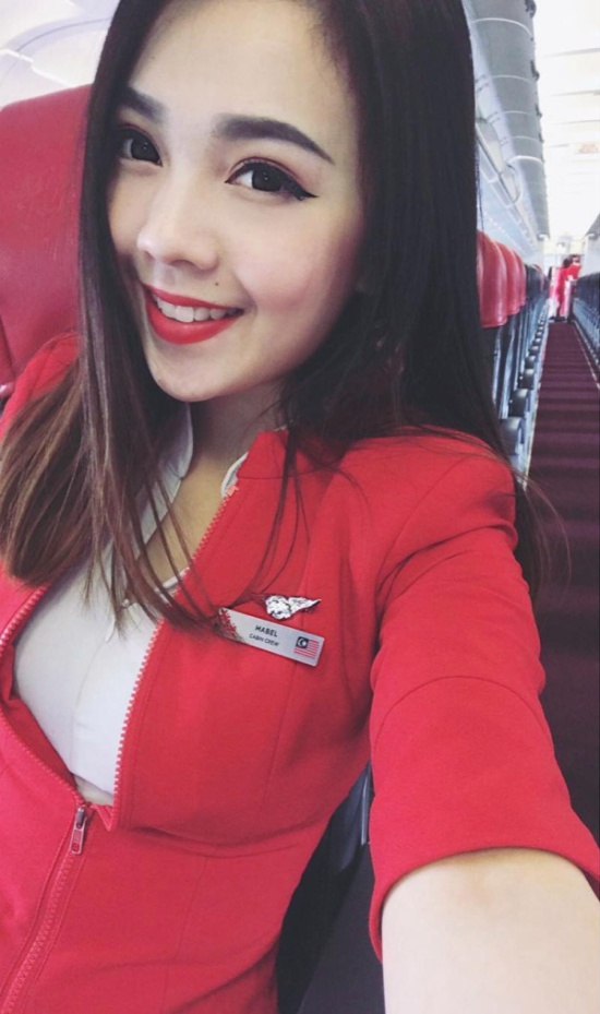 Майбел Гуо - самая привлекательная стюардесса в мире по мнению пользователей соцсетей (16 фото)