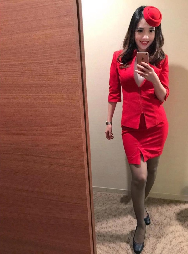 Майбел Гуо - самая привлекательная стюардесса в мире по мнению пользователей соцсетей (16 фото)