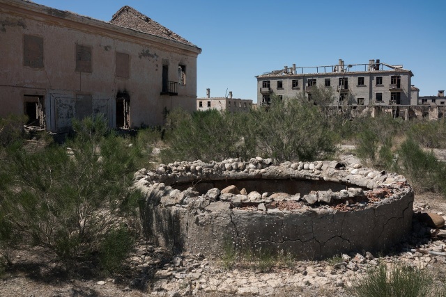 Аральск-7 - бывший закрытый город, в котором разрабатывали биологическое оружие (24 фото)
