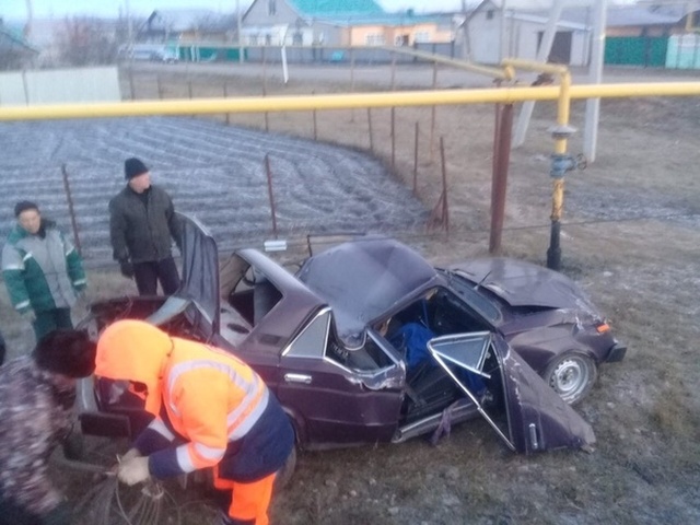 Водитель из Татарстана пожертвовал своим авто, чтобы спасти котика (3 фото)
