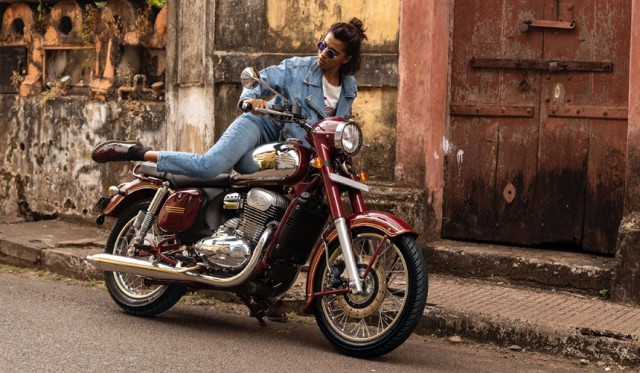 Мотоциклы Jawa по-индийски: представлены три новые модели (9 фото)