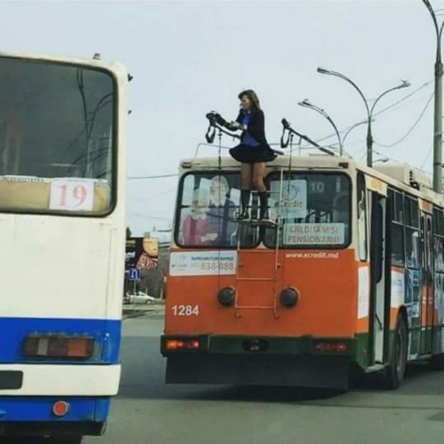 Забавные снимки, которые были сделаны в Молдове (15 фото)