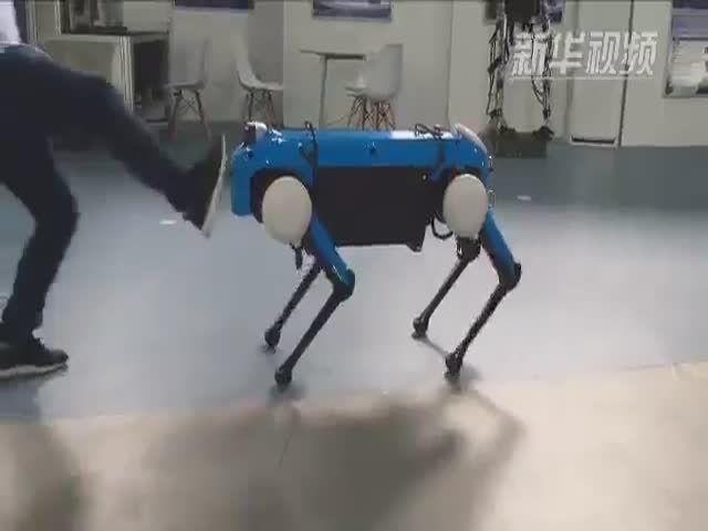 Китайский аналог робота от Boston Dynamics