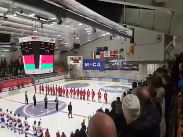 На хоккейном турнире в Норвегии организаторы перепутали хит группы "Песняры" с гимном Белоруссии