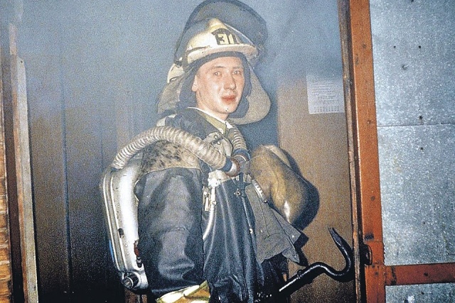 Стойкость и сила духа московского пожарного, достойные уважения