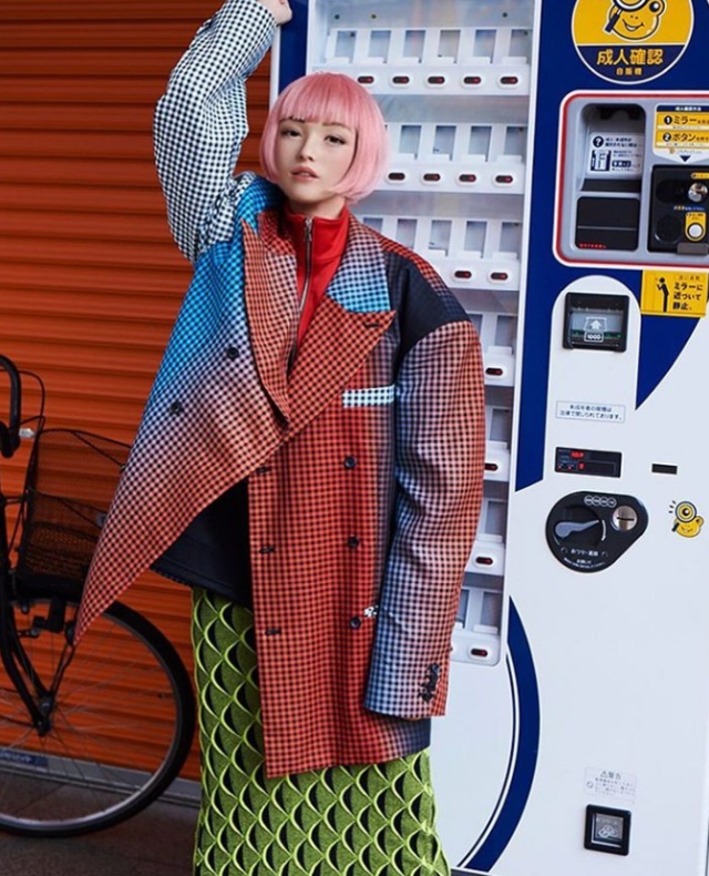 Необычная японская модель Имма покоряет социальные сети (14 фото)