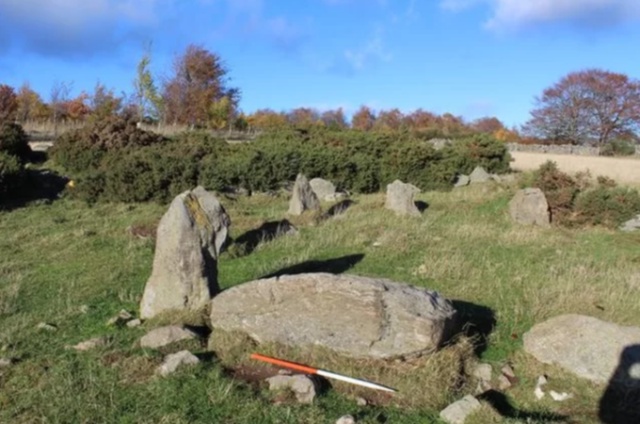 Недавно обнаруженный Алфордский круг камней оказался шуткой (3 фото)