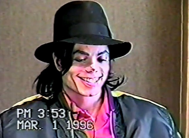Ранее неизвестное видео с допроса Майкла Джексона по делу о педофилии (5 фото + видео)