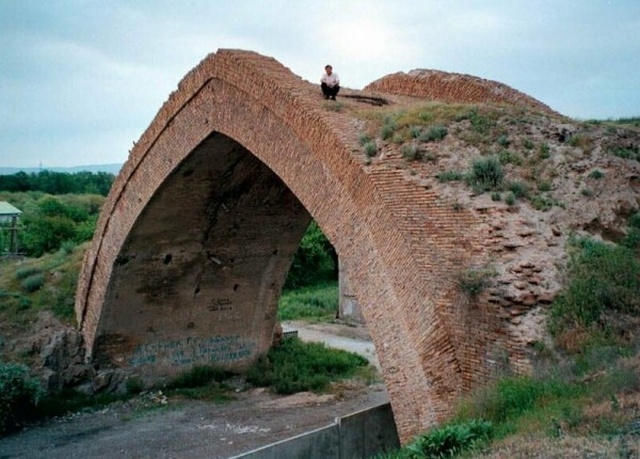 Страны СНГ в 90-е годы (29 фото) Страны СНГ в 90-е годы (29 фото)