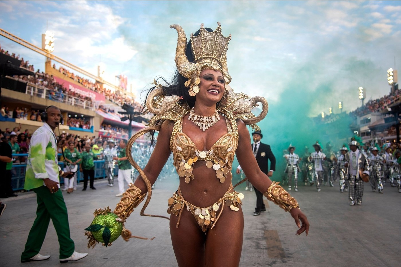 Бразильские женщины на карнавале