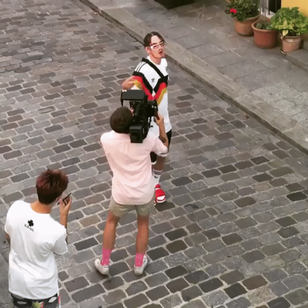 Жители парижской улицы Кремье требуют избавить их от назойливых Instagram-блогеров и туристов (7 фото)