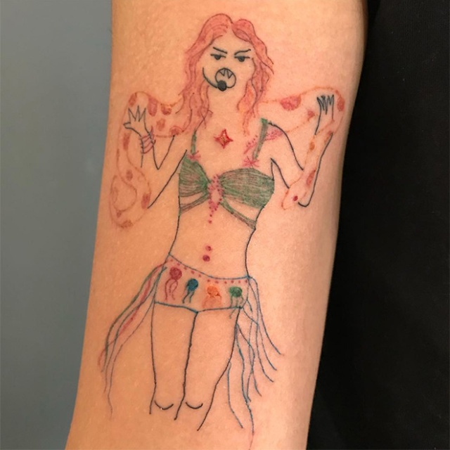 Странные татуировки от бразильского мастера Хелены Фернандес (20 фото)